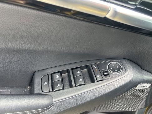 Certified 2024 Kia Seltos SX w/ SX Sunroof Package AWD/4WD image 18
