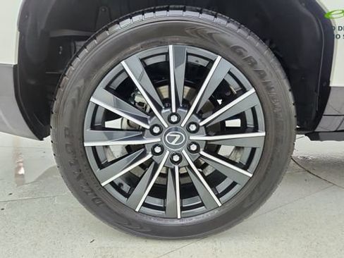 Used 2024 Lexus GX 550 w/ Accessory Package (31) AWD/4WD image 62