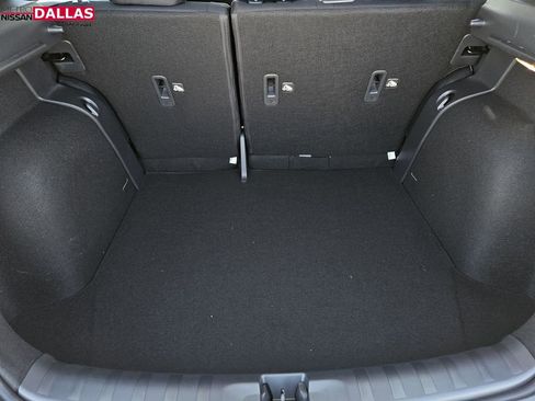 New 2025 Nissan Kicks Play S image 8