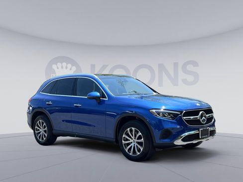 Certified 2026 Mercedes-Benz GLC 300 4MATIC image 2