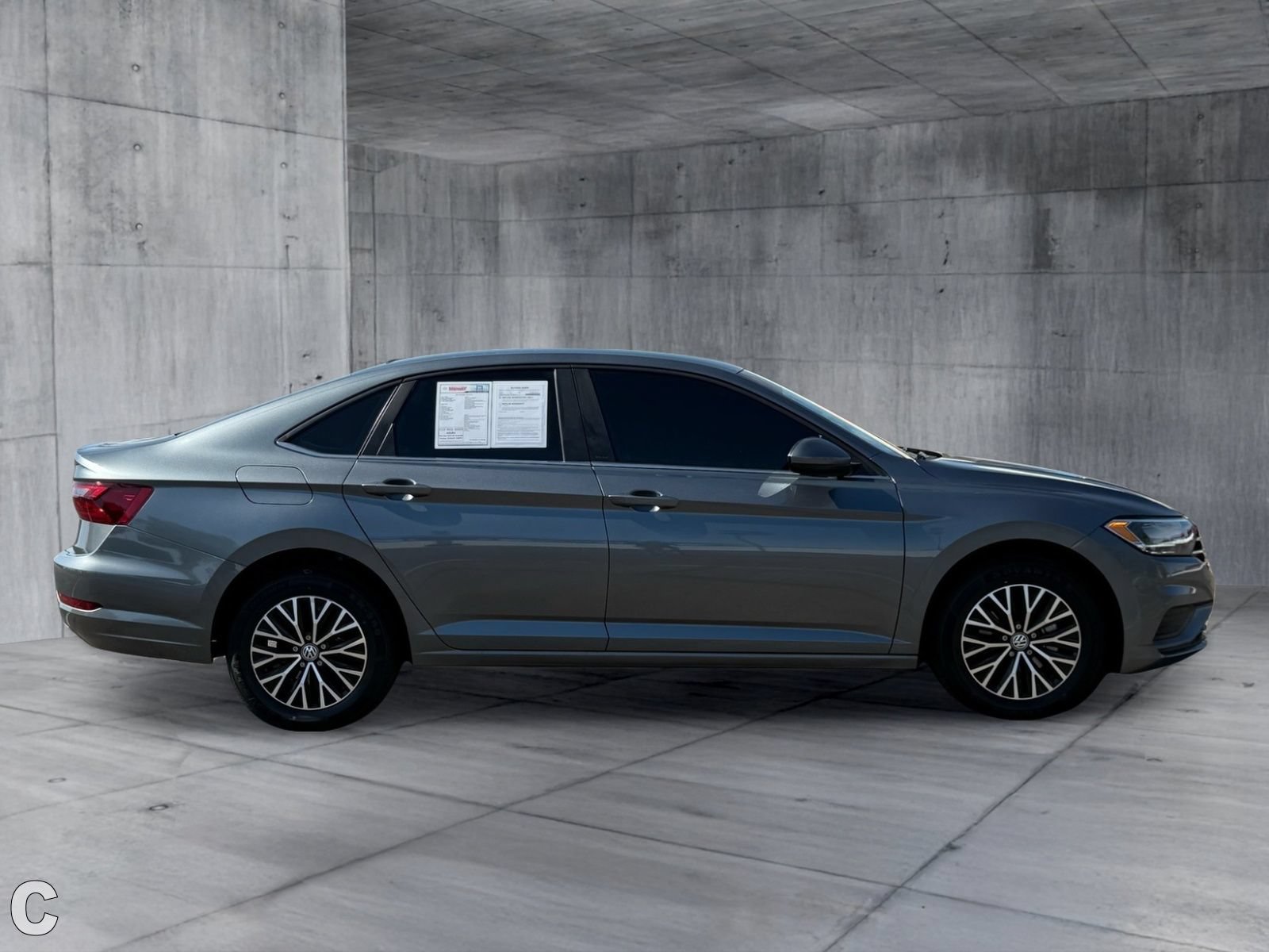Used 2021 Volkswagen Jetta R-Line FWD image 8