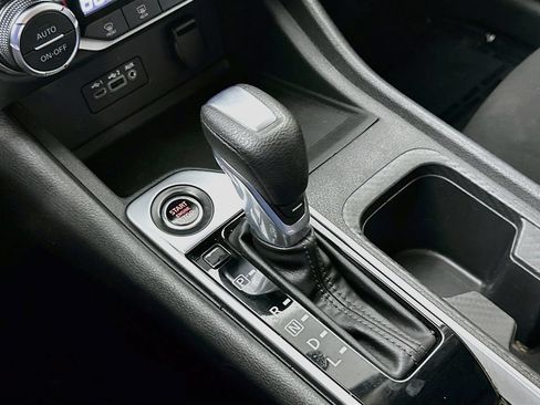 Used 2022 Nissan Sentra SV w/ All-Weather Package FWD image 19