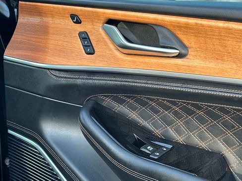 Used 2021 Jeep Grand Cherokee L Summit image 18