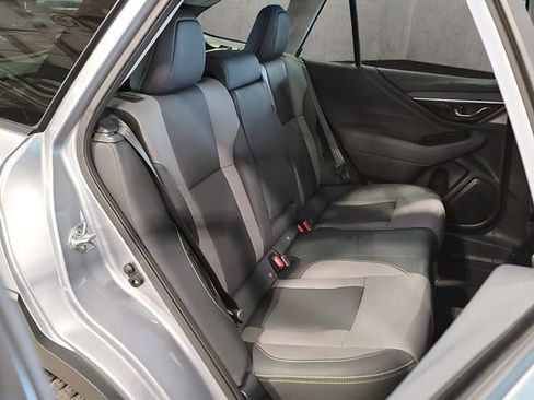 Used 2025 Subaru Outback Onyx Edition AWD/4WD image 20