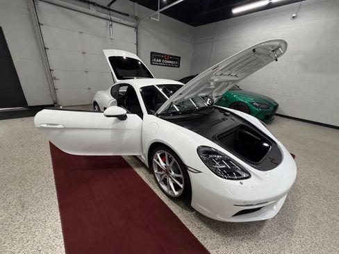 Used 2019 Porsche 718 Cayman S RWD image 46