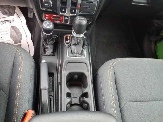 Certified 2025 Jeep Wrangler Sport AWD/4WD image 27