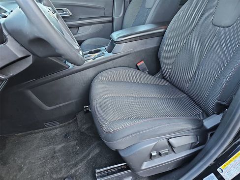 Used 2017 Chevrolet Equinox LS image 15