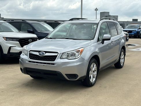 Used 2015 Subaru Forester 2.5i Premium w/ All-Weather Package image 6