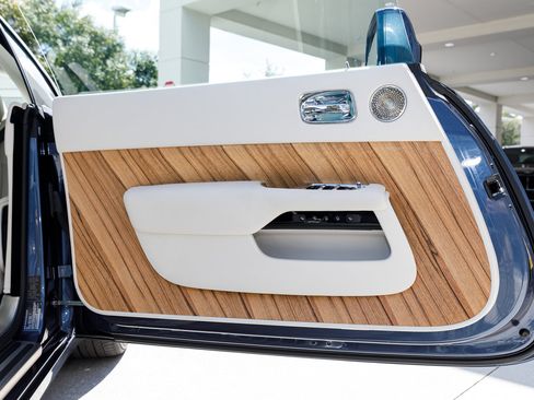 Certified 2017 Rolls-Royce Wraith image 20