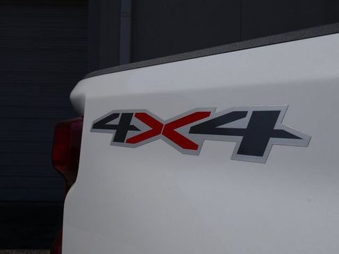 Used 2024 Chevrolet Silverado 2500 LTZ AWD/4WD image 16