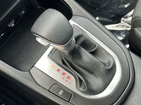 Used 2024 Kia Forte LXS image 19