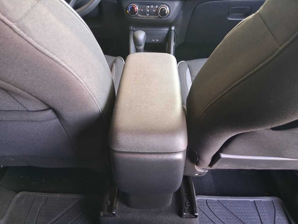 Used 2024 Chevrolet TrailBlazer LS w/ LS Convenience Package FWD image 24