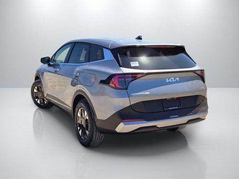 New 2026 Kia Sportage LX FWD image 6