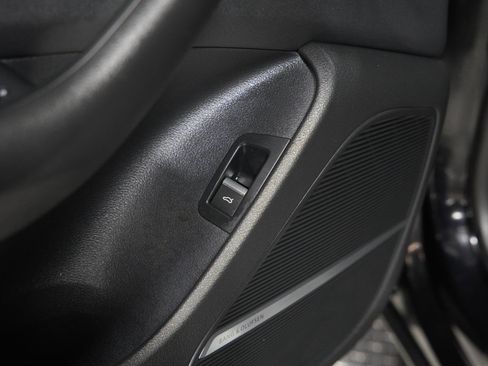 Used 2021 Audi Q8 Premium Plus w/ Premium Plus Package image 25