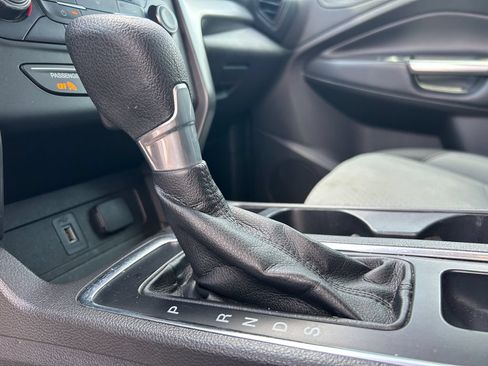 Used 2017 Ford Escape SE AWD/4WD image 17