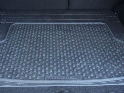 Used 2021 Hyundai Santa Fe Limited w/ Cargo Package image 34