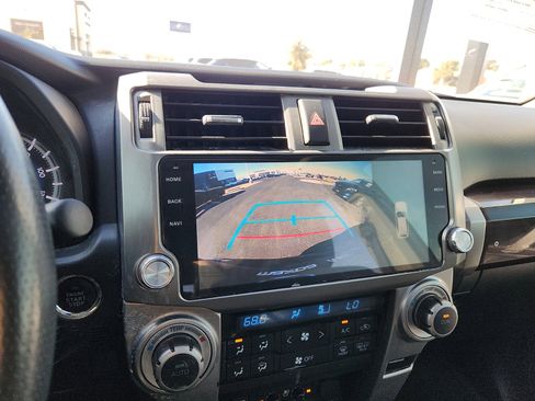 Used 2018 Toyota 4Runner Limited image 18