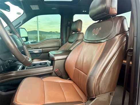 Used 2024 Ford F250 King Ranch image 8