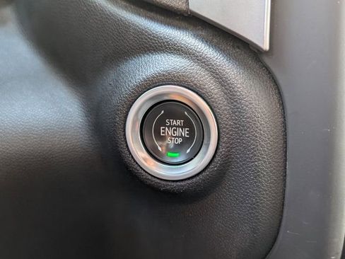 Certified 2022 Chevrolet Silverado 1500 Custom image 21