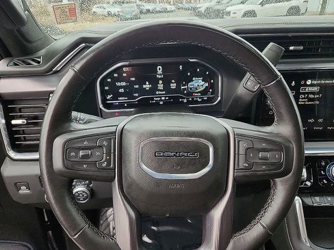 Certified 2025 GMC Sierra 2500 Denali Ultimate AWD/4WD image 19