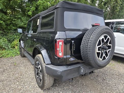 Used 2023 Ford Bronco Outer Banks AWD/4WD image 3