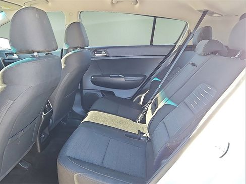 Used 2018 Kia Sportage LX image 13