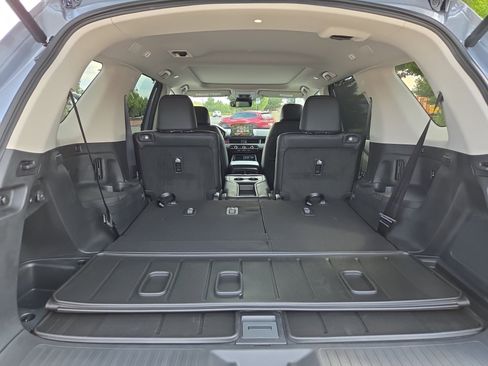 New 2025 Honda Pilot Touring image 44