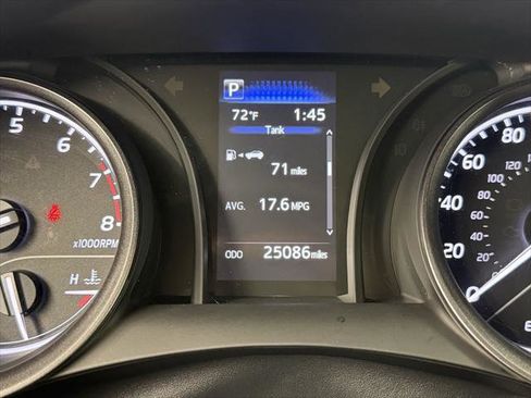 Certified 2022 Toyota Camry SE image 22