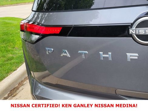 Certified 2023 Nissan Pathfinder SV AWD/4WD image 16
