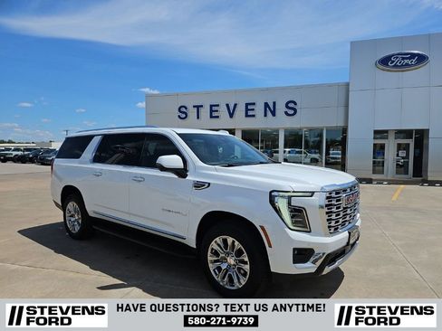 Used 2025 GMC Yukon XL Denali AWD/4WD image 1