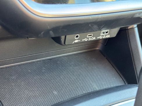 Used 2025 Subaru Impreza 2.0i Sport image 26