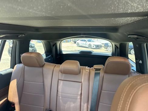 Used 2025 Mercedes-Benz GLS 450 4MATIC image 10
