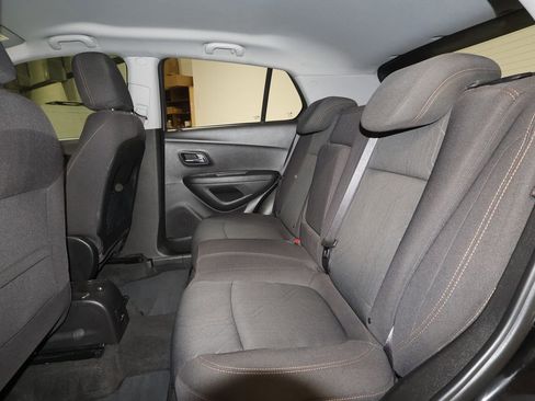 Used 2019 Chevrolet Trax LT w/ LPO, Cargo Package image 20