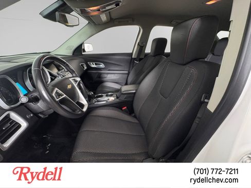 Used 2017 Chevrolet Equinox LT w/ Convenience Package AWD/4WD image 10