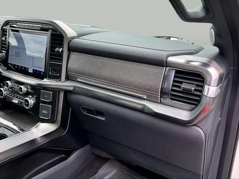 Used 2022 Ford F150 Platinum w/ Equipment Group 701A High AWD/4WD image 18