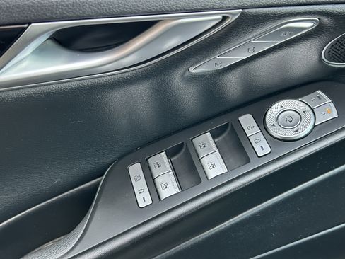 Used 2022 Genesis G80 2.5T image 21