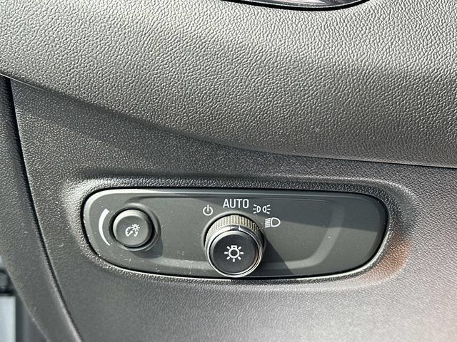Certified 2024 Chevrolet Equinox LT FWD image 16