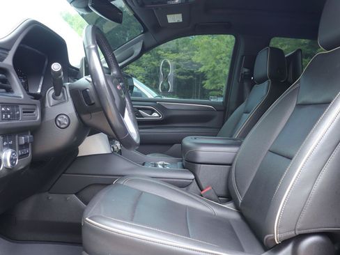 Used 2022 GMC Yukon SLT w/ SLT Premium Package AWD/4WD image 10