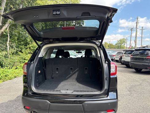 Used 2022 Subaru Ascent Limited image 8