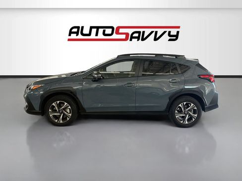 Used 2025 Subaru Crosstrek 2.5i Premium AWD/4WD image 4