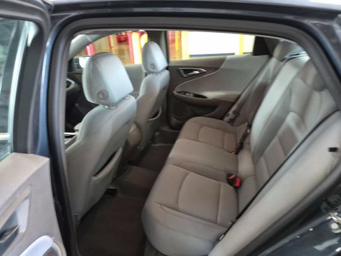 Used 2019 Chevrolet Malibu LS w/ Driver Confidence Package II FWD image 13