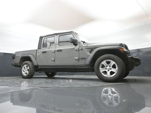 Used 2021 Jeep Gladiator Sport AWD/4WD image 47