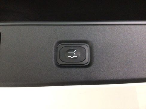 New 2025 Ford Expedition Active image 40