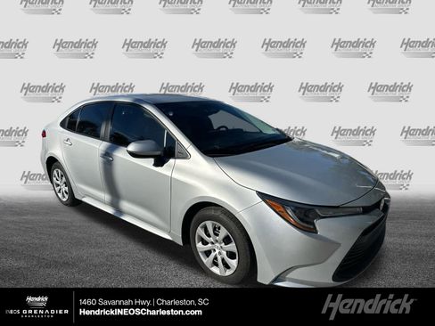 Used 2023 Toyota Corolla LE image 1