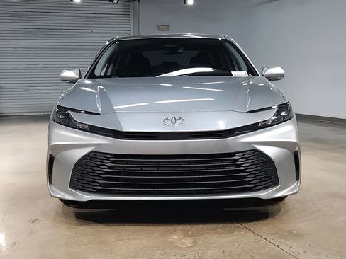 New 2026 Toyota Camry LE FWD image 2