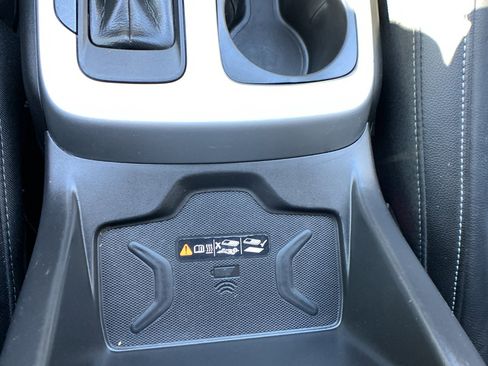 Used 2019 Chevrolet Colorado ZR2 image 17