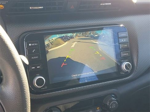 Used 2021 Nissan Kicks SV image 23