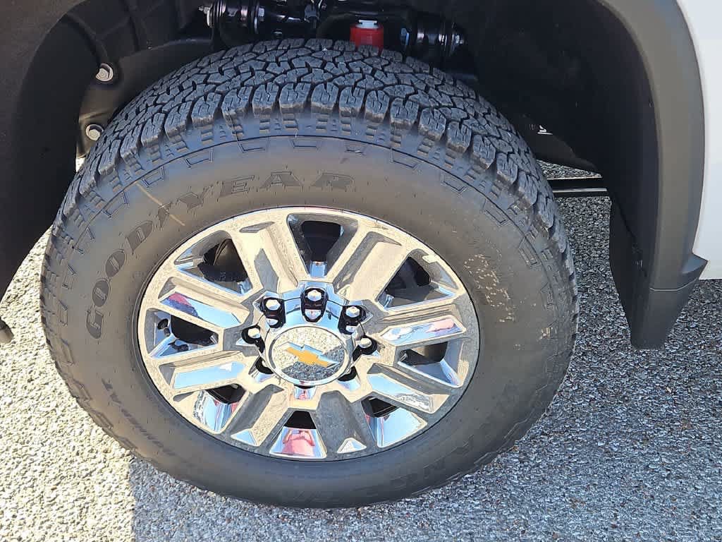 New 2026 Chevrolet Silverado 2500 High Country w/ Technology Package AWD/4WD image 12
