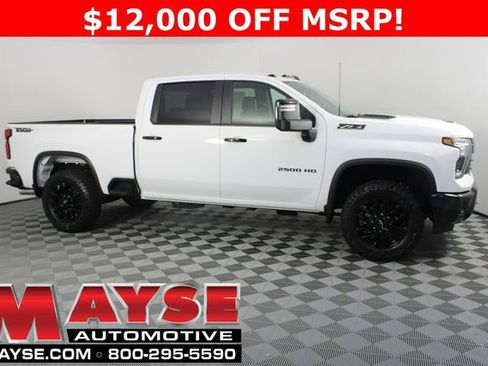 New 2026 Chevrolet Silverado 2500 LT w/ Trail Boss Package AWD/4WD image 1