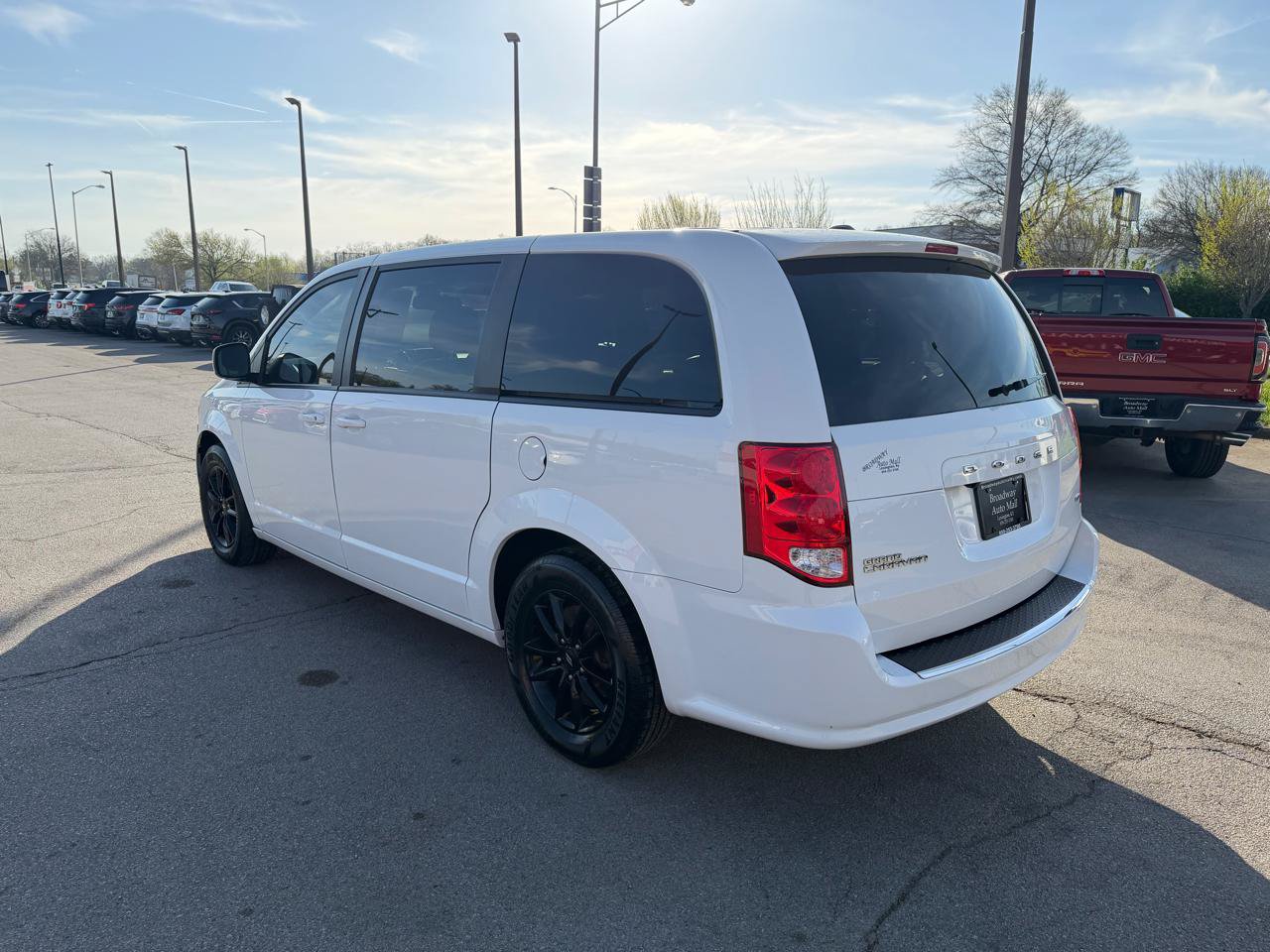 Used 2020 Dodge Grand Caravan GT FWD image 5
